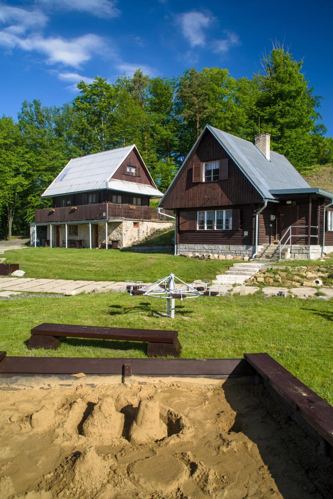 Rodinne Chaty Moravanpark - Ubytovani V Srdci Valasska Podkopná Lhota Dış mekan fotoğraf