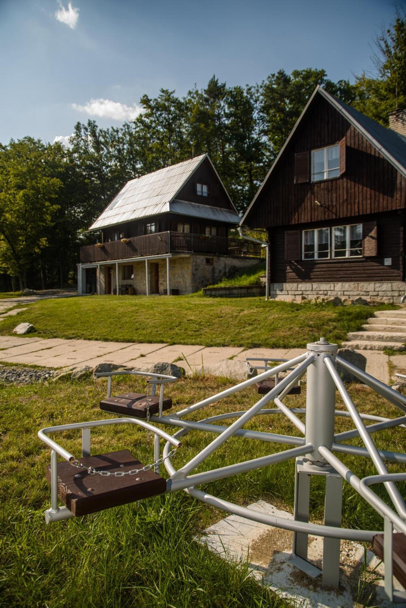 Rodinne Chaty Moravanpark - Ubytovani V Srdci Valasska Podkopná Lhota Dış mekan fotoğraf